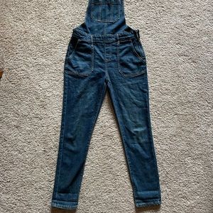 Old Navy Overalls - Skinny leg